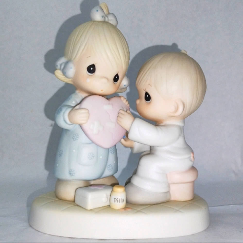 Precious Moments 100080 He's the Healer of Broken Hearts Figurine 1986